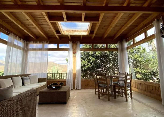 Casa Surf La Higuerita 펜션 *