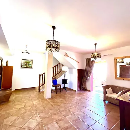 Casa Surf La Higuerita 度假居 Tetir